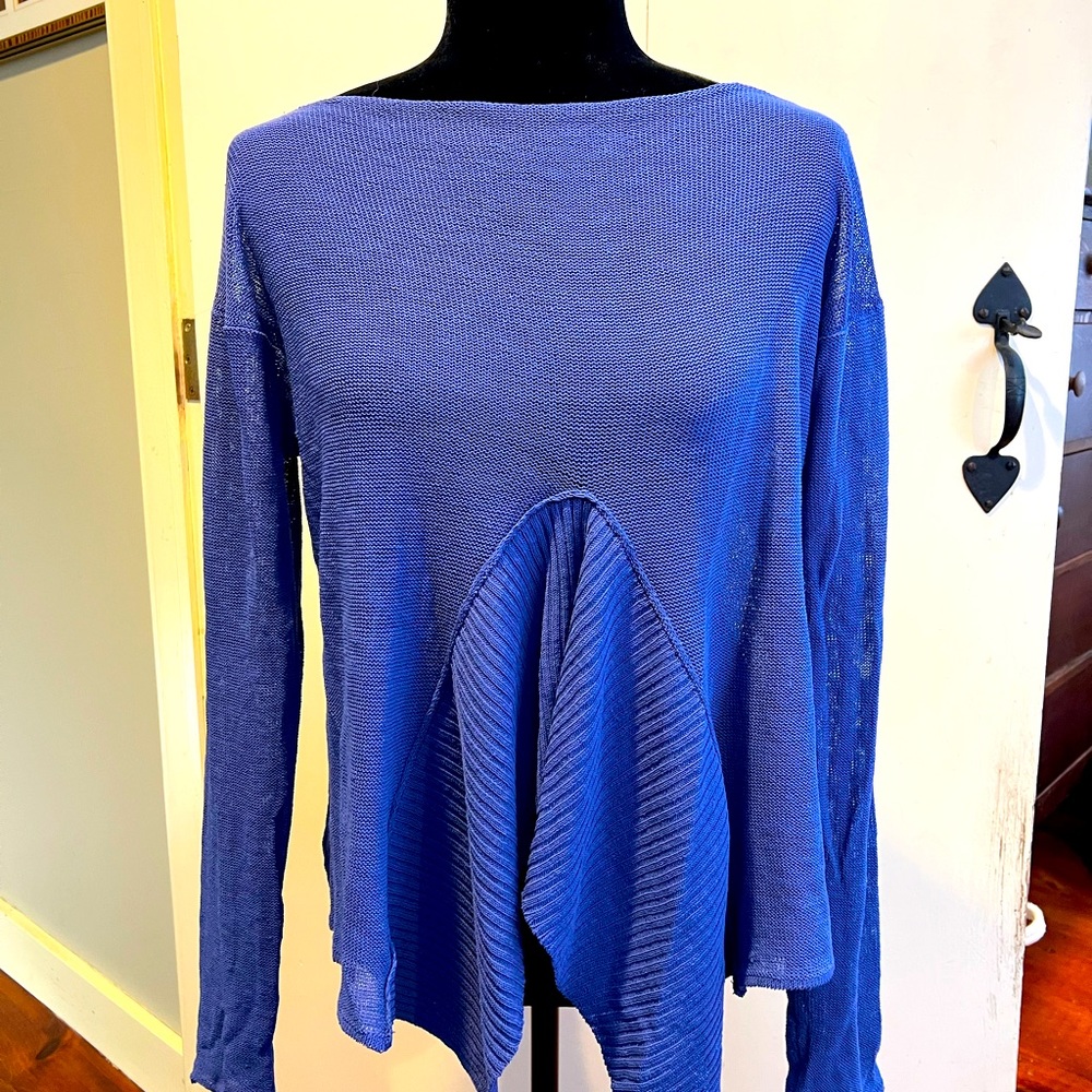 Sarah Pacini Blue One Size Relaxed Asymmetrical Popover Lightweight Sweater